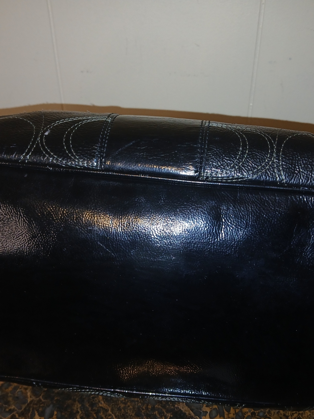 Coach Black Signature Shoulder Tote with Kiss-Lock - Picture 3 of 4